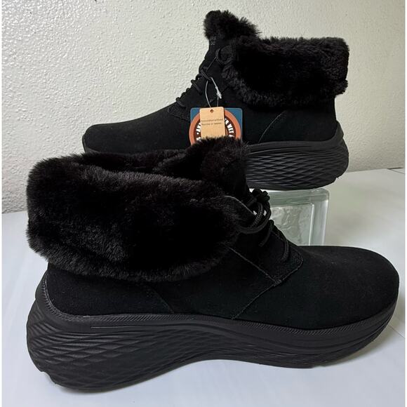 SKECHERS Sz 9.5 Max Cushion Anti Slip Winter Boots Faux Suede and Fur Trim Black - Picture 9 of 11
